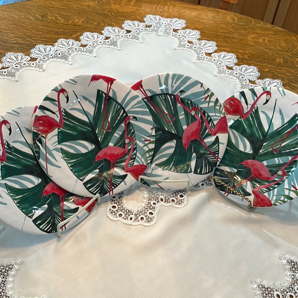 Cynthia Rowley for plastic flamingo, print patio plates